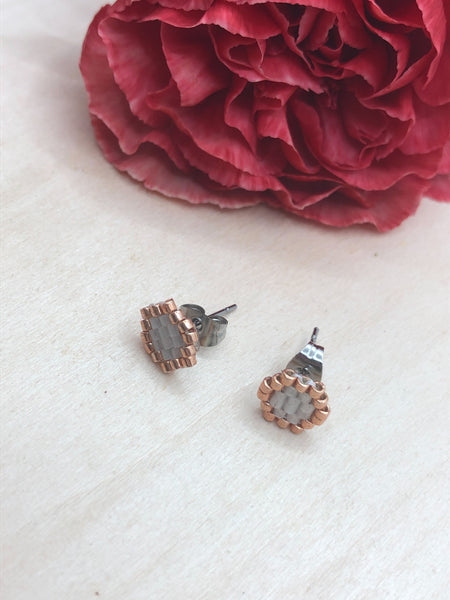 White and Champagne Honeycomb Studs